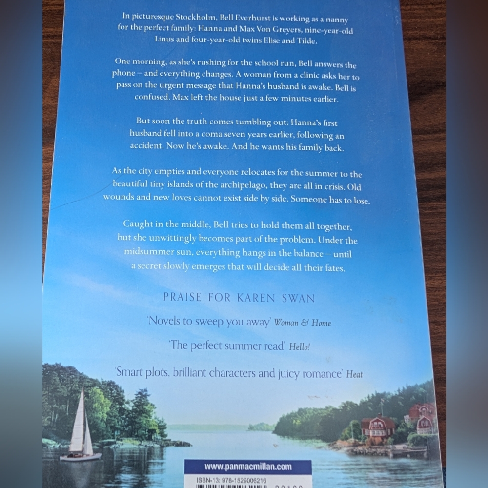 The Hidden Beach by Karen Swan - Blue Cover Novel - Picture 2 of 2
